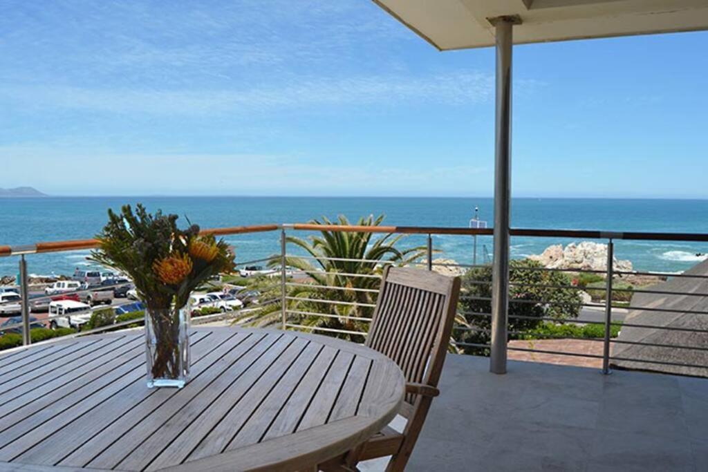 Hermanus Seaview Apartment Ngoại thất bức ảnh